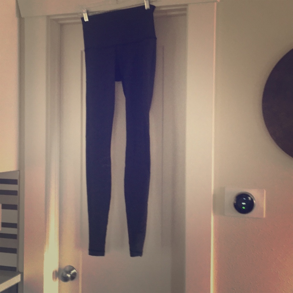 Lululemon high wasted yoga pants